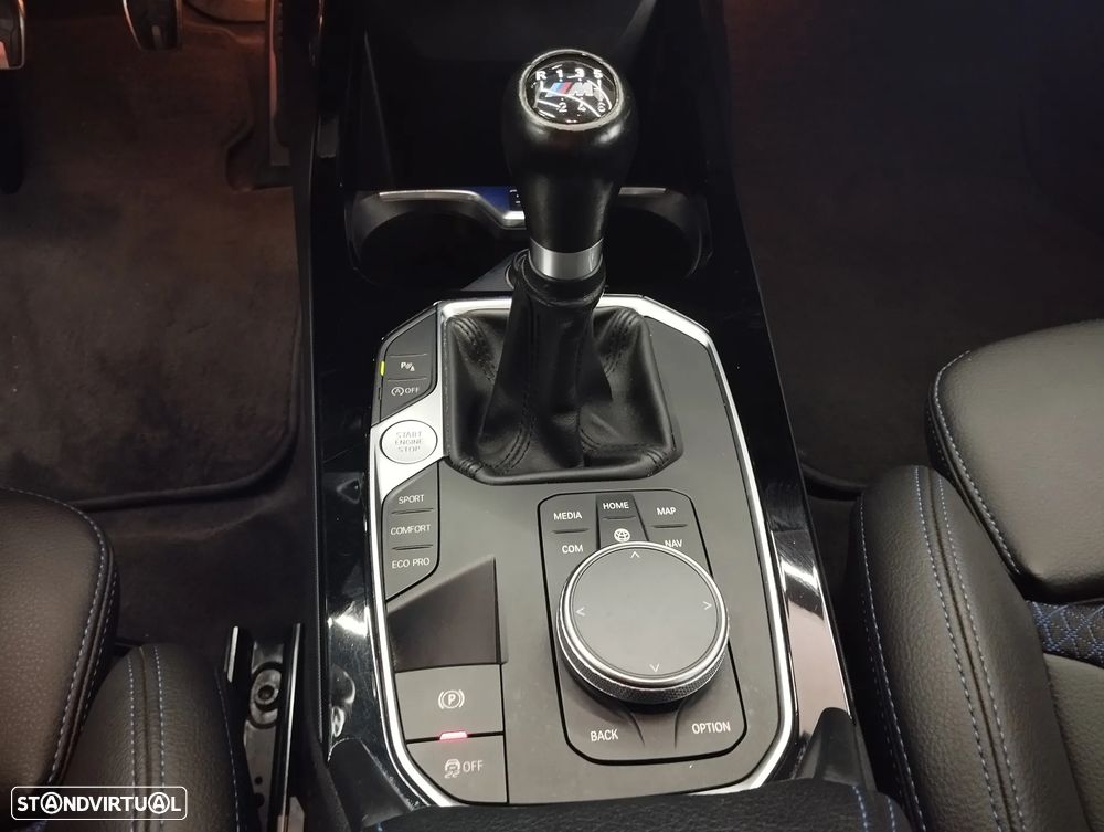 BMW 116 d Pack Desportivo M - 32
