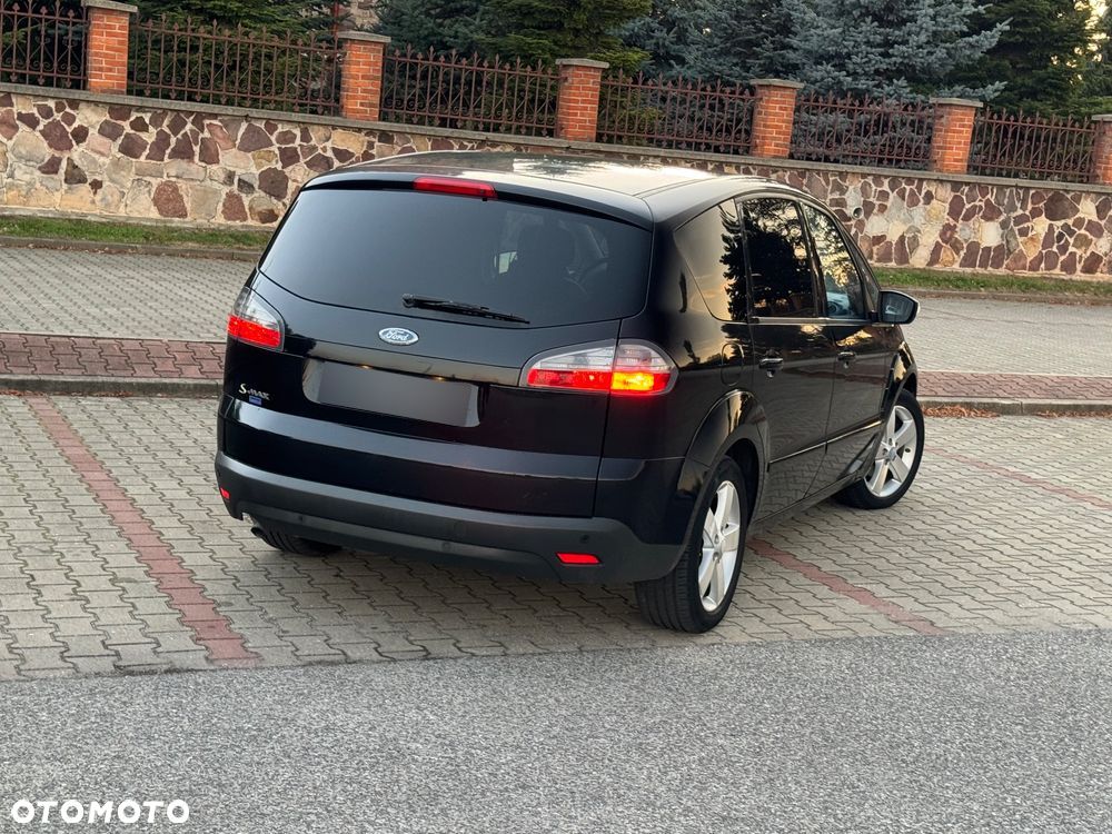 Ford S-Max 2.0 Titanium - 28