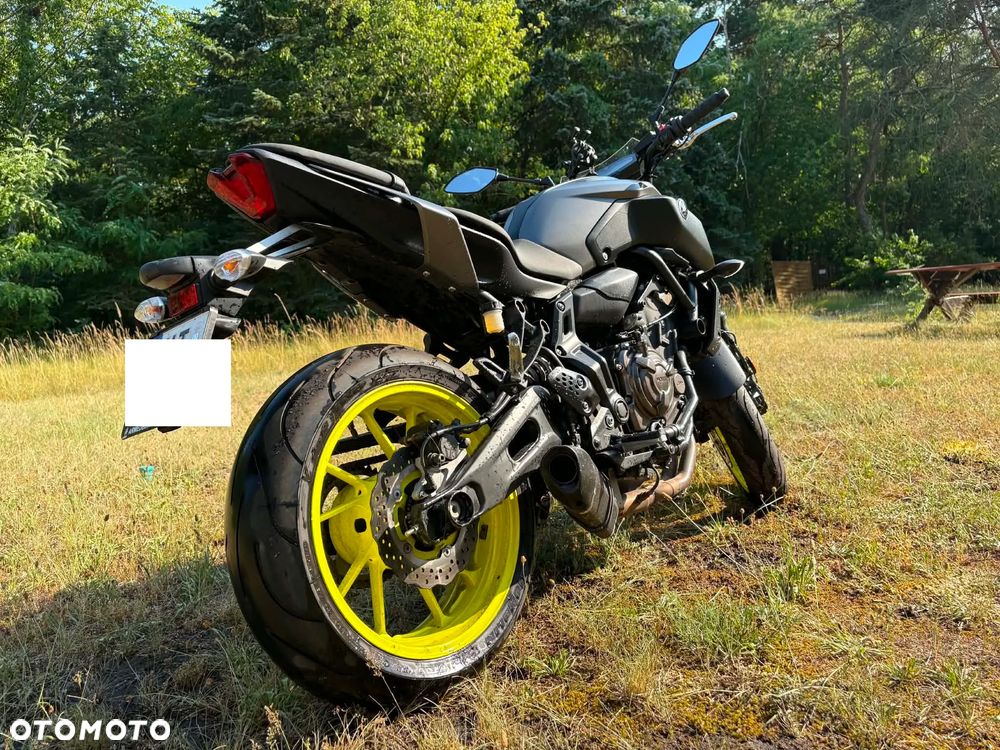 Yamaha MT - 2