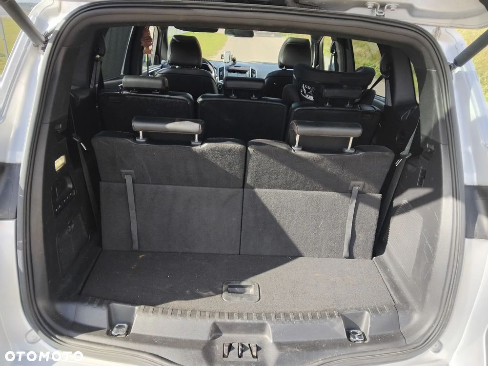 Ford S-Max - 24