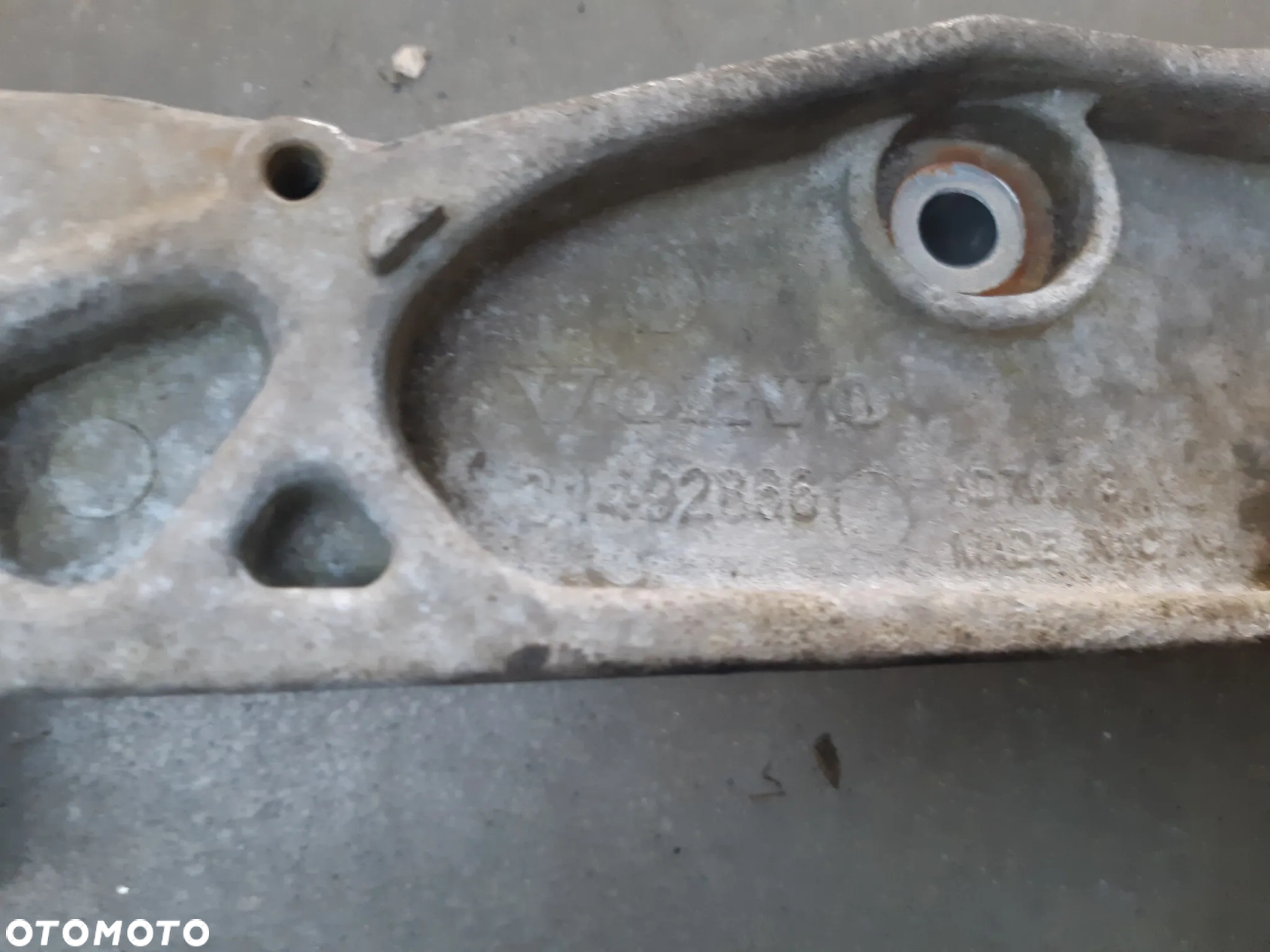 ŁAPA WSPORNIK TYLNEGO MOSTU 31492866 VOLVO XC90 II XC60 II - 3