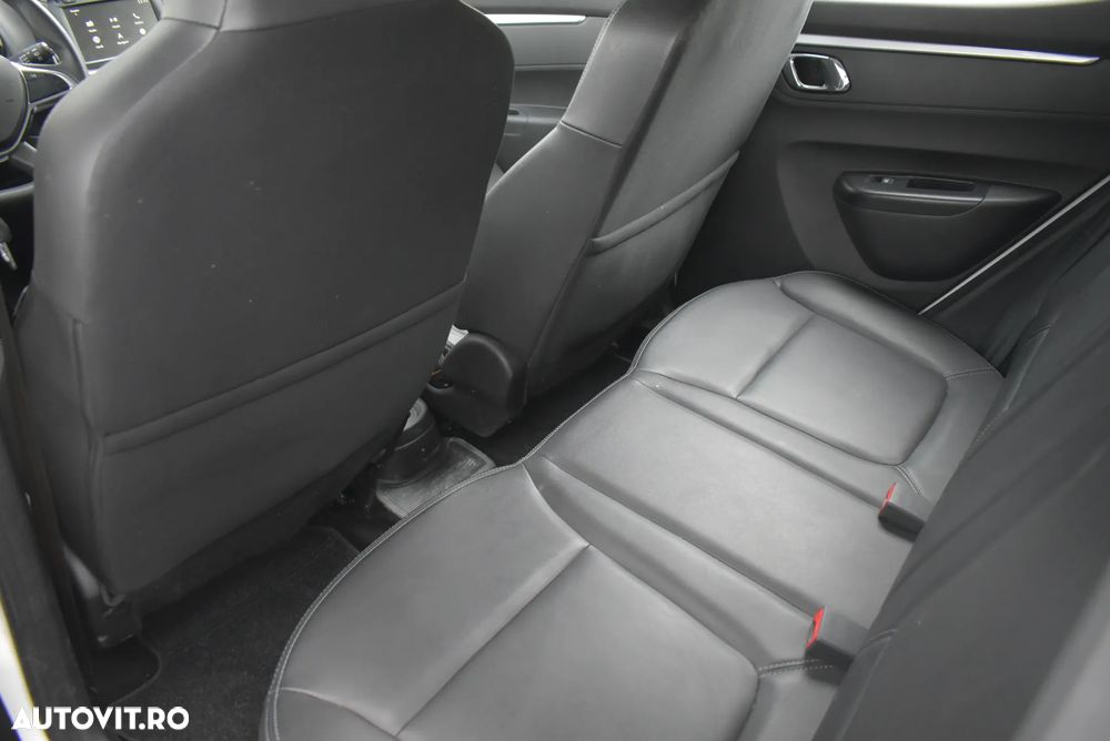 Dacia Spring Expression - 15