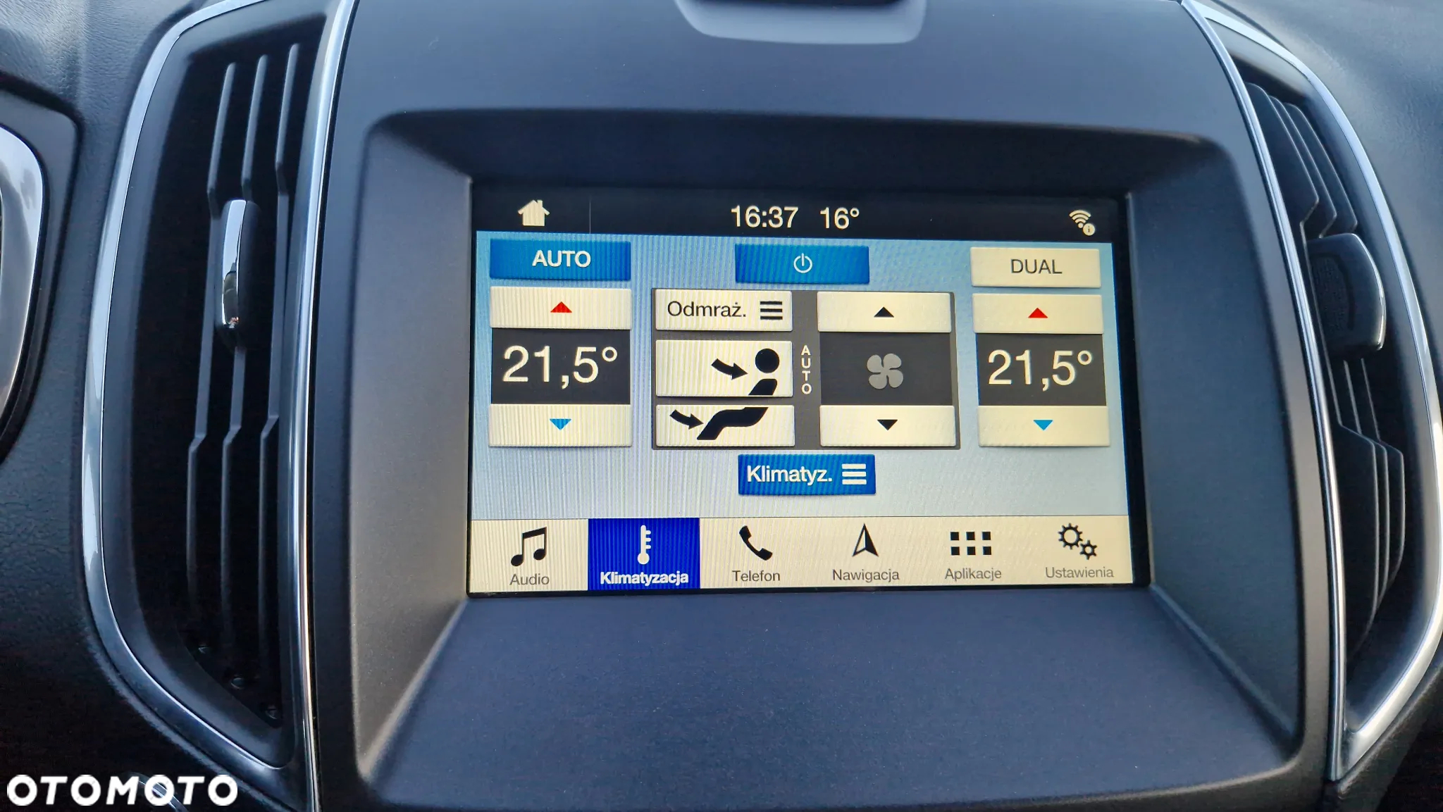 Ford S-Max 2.0 TDCi Titanium PowerShift - 25