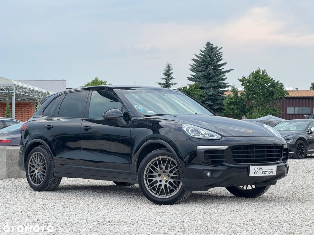 Porsche Cayenne - 1