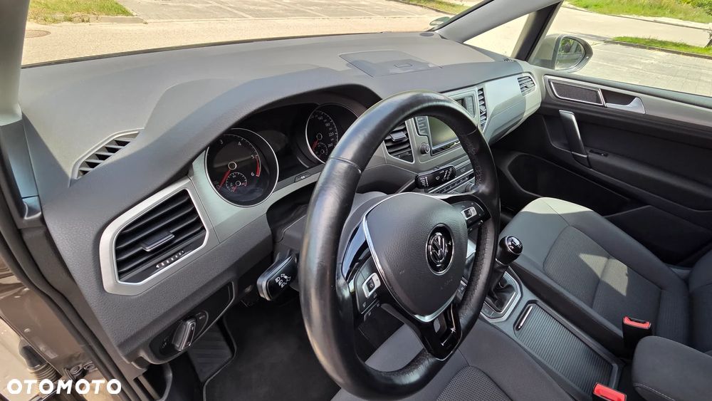Volkswagen Golf 2.0 TDI (BlueMotion Technology) Comfortline - 12