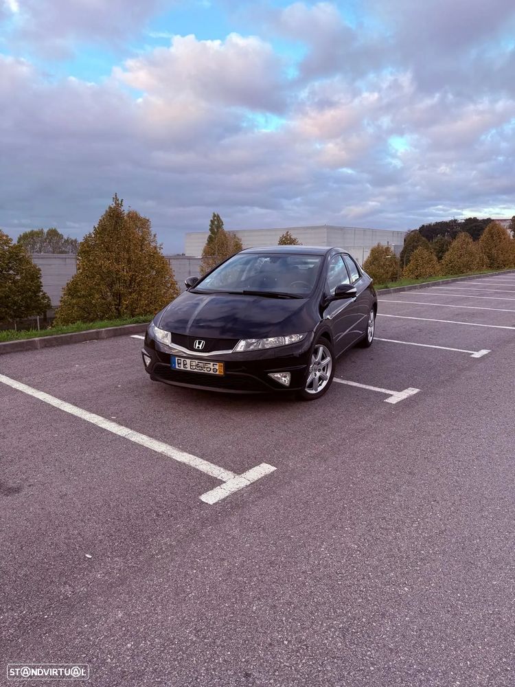 Honda Civic 1.8 Sport - 1
