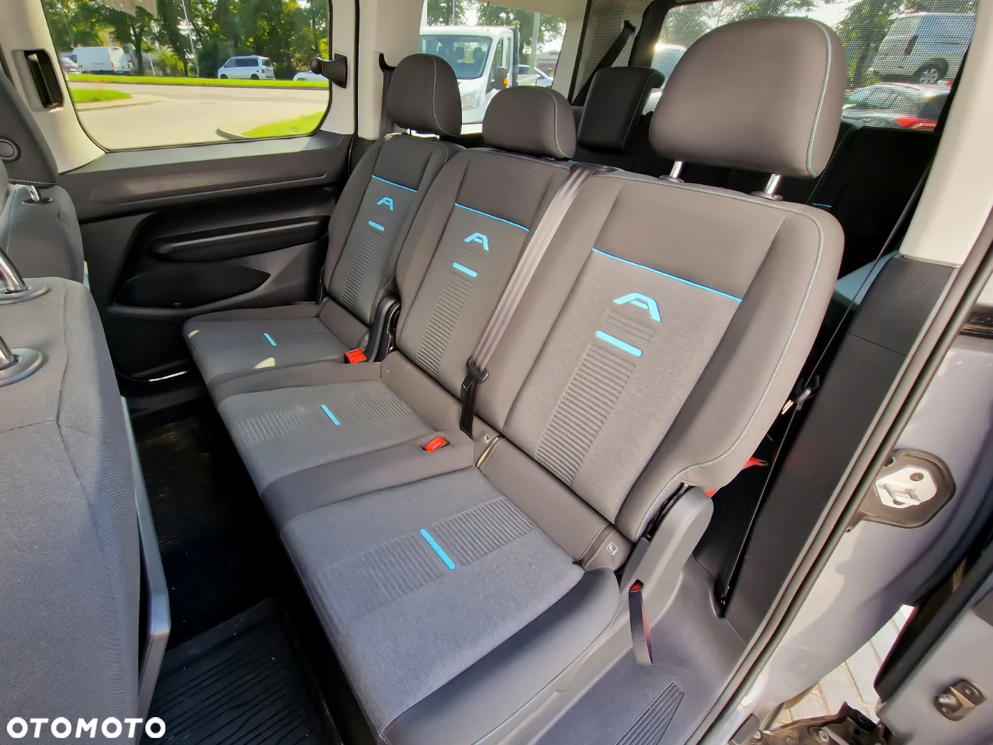 Ford Tourneo Connect Grand 2.0 EcoBlue Active - 20