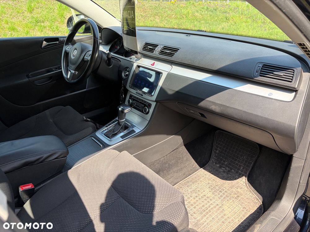 Volkswagen Passat 2.0 TDI DPF DSG R-Line Edition - 10