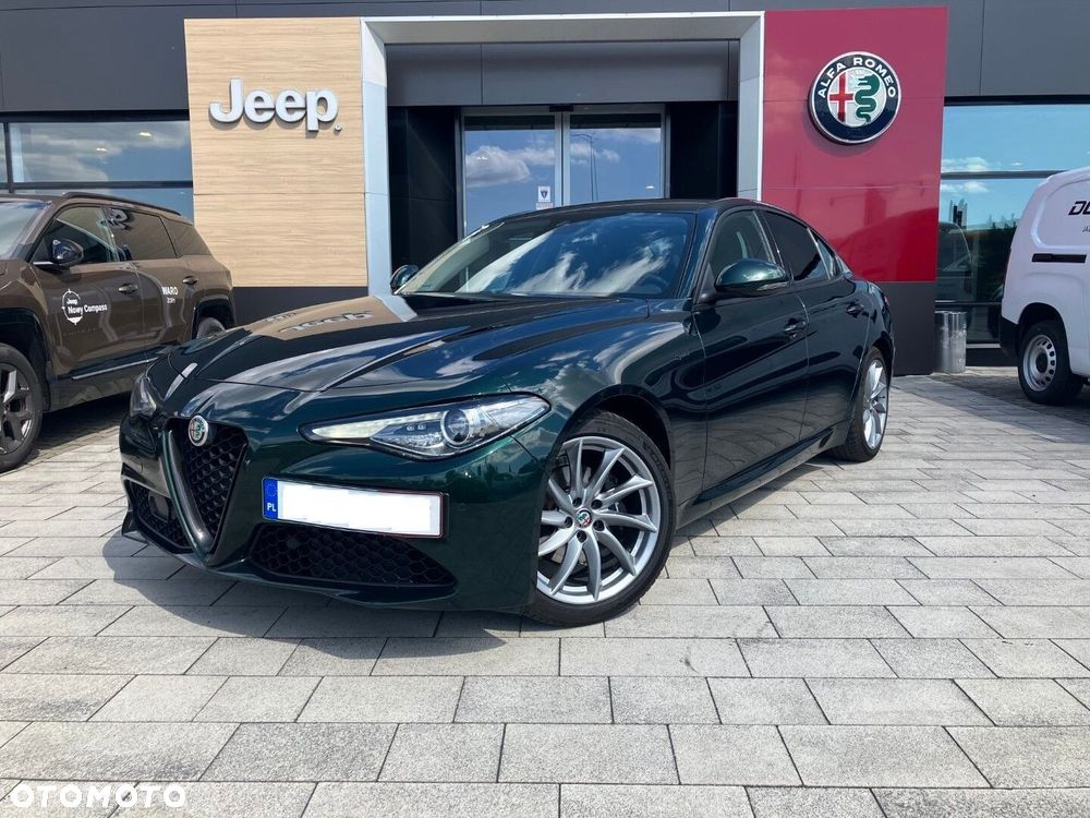 Alfa Romeo Giulia - 32
