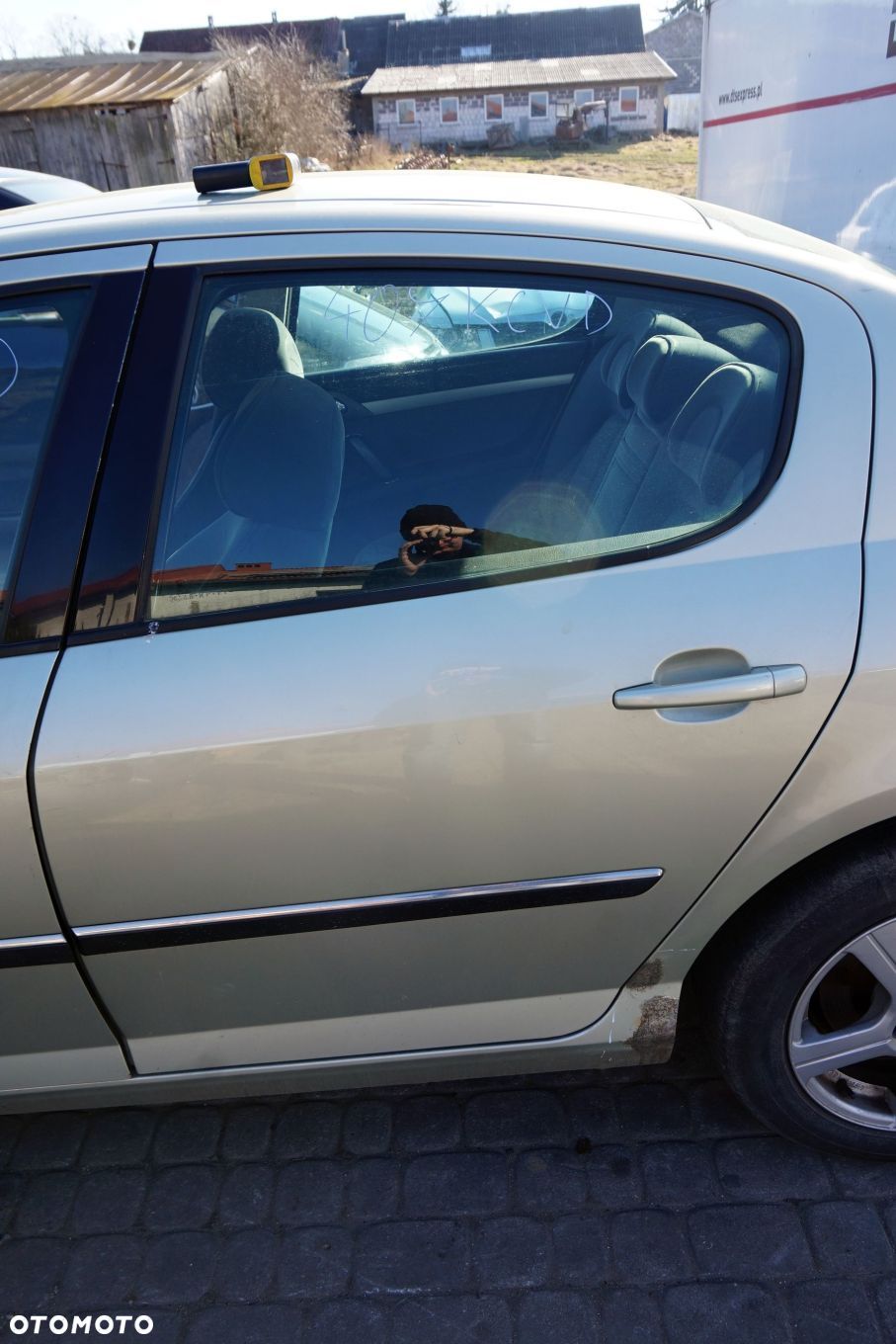 DRZWI TYLNE LEWE 407  SEDAN KCVD  ZŁOTY PEUGEOT 2004-2007 - 1