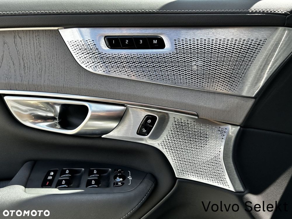 Volvo XC 90 - 23