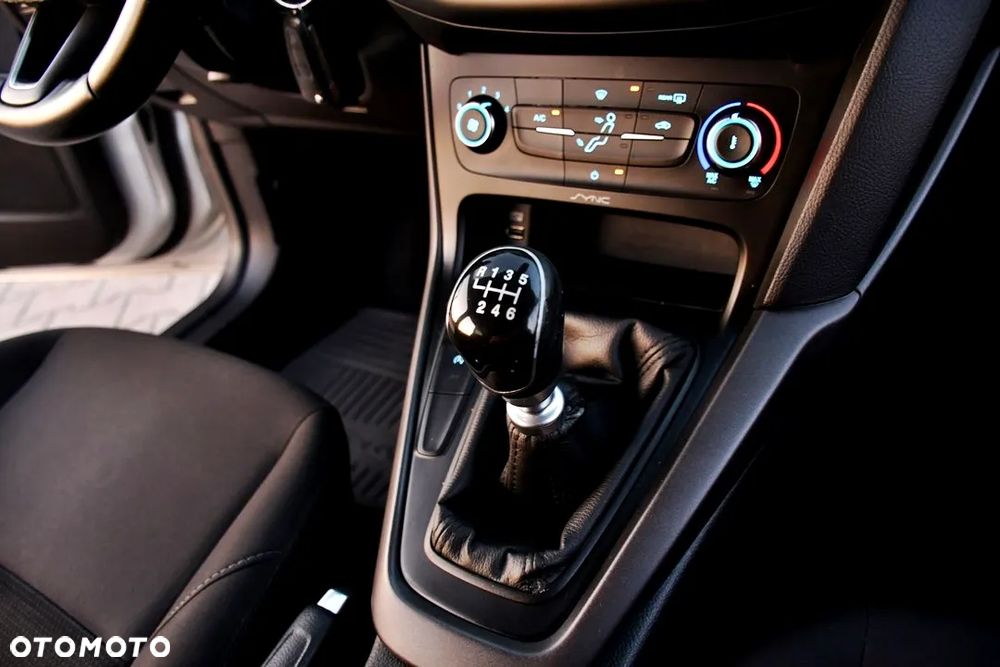 Ford Focus 2.0 TDCi SYNC Edition ASS - 20