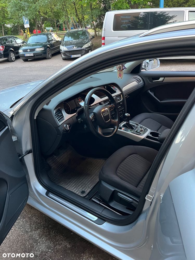 Audi A4 Avant 2.0 TDI DPF Ambition - 9