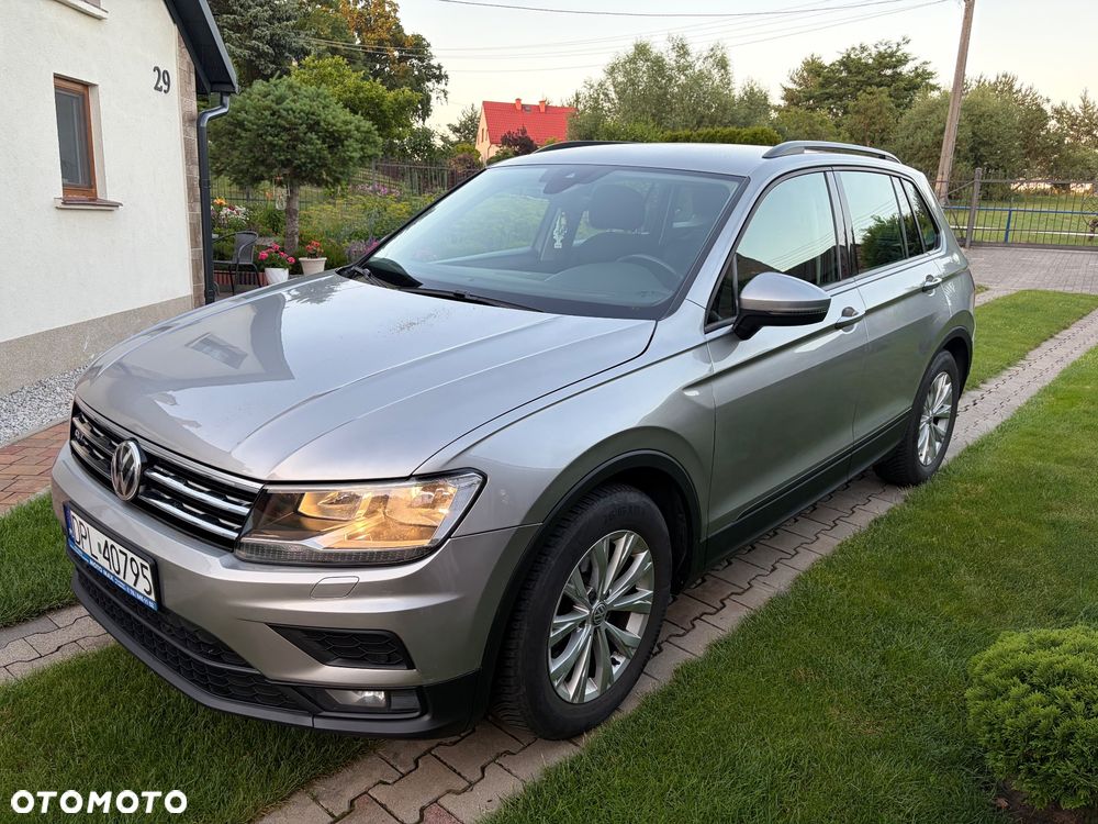 Volkswagen Tiguan - 1