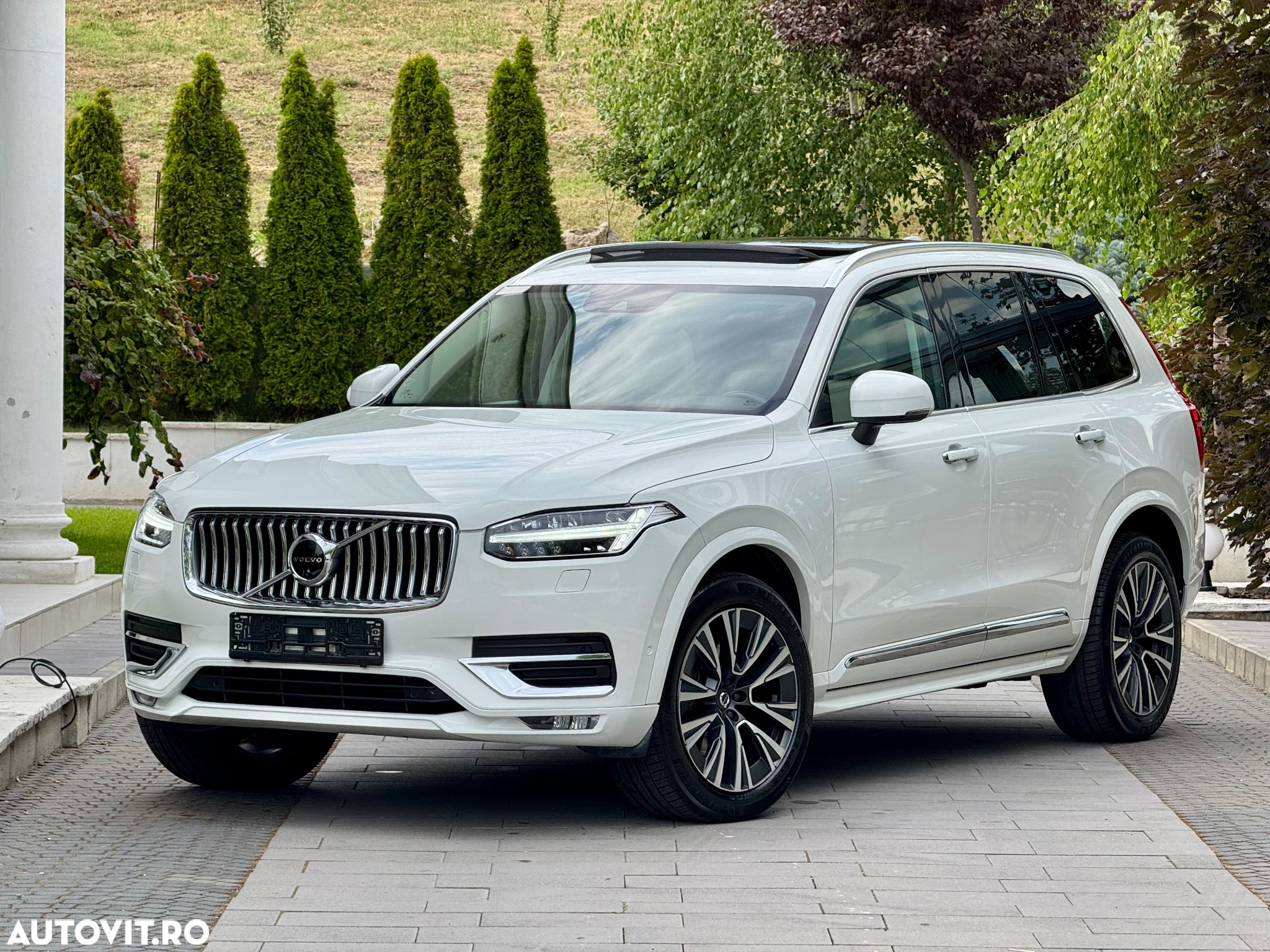 Volvo XC 90 B5 MHEV AWD 5 locuri Momentum Pro - 3