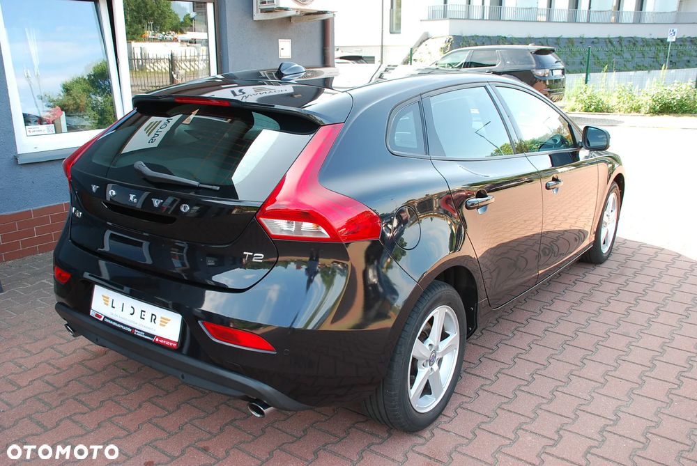 Volvo V40 T2 - 5