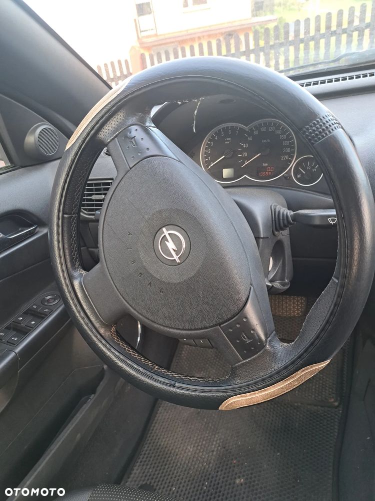 Opel Tigra 2006 photo 2