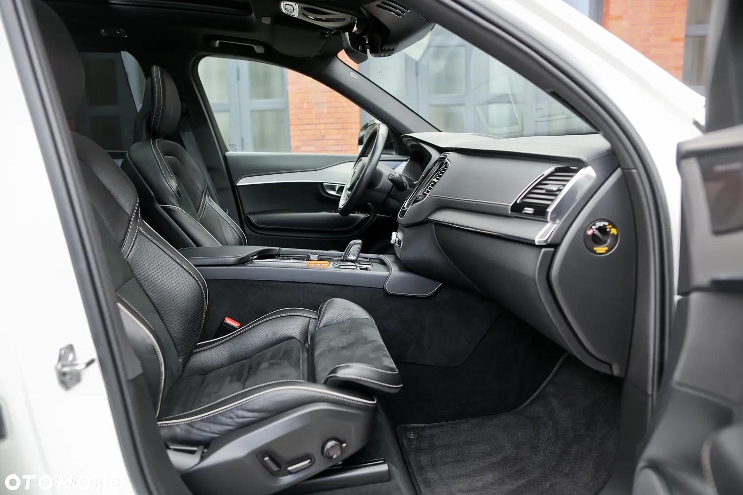 Volvo XC 90 B5 D AWD Geartronic RDesign - 28