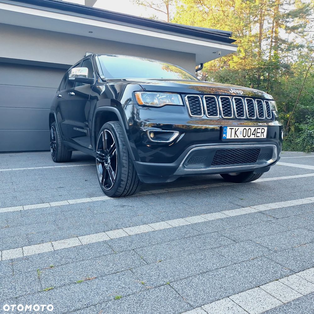 Jeep Grand Cherokee - 18