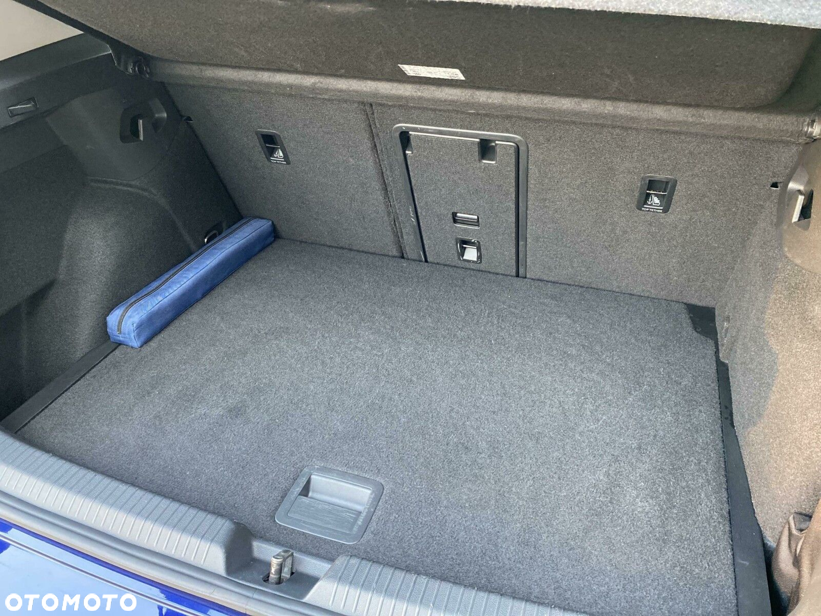 Volkswagen Golf - 33