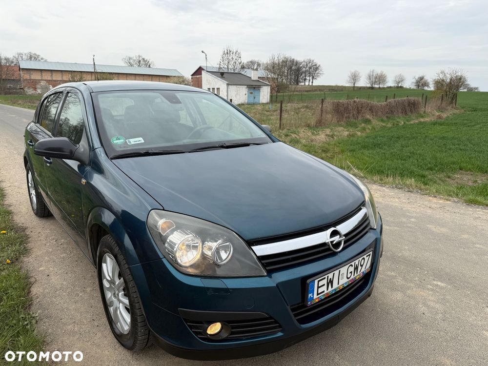 Opel Astra 1.9 CDTI Cosmo - 1