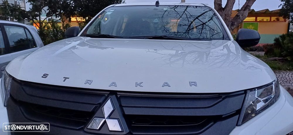 Mitsubishi L200 2.3 DI-D Strakar Space Cab Intense 4WD - 5