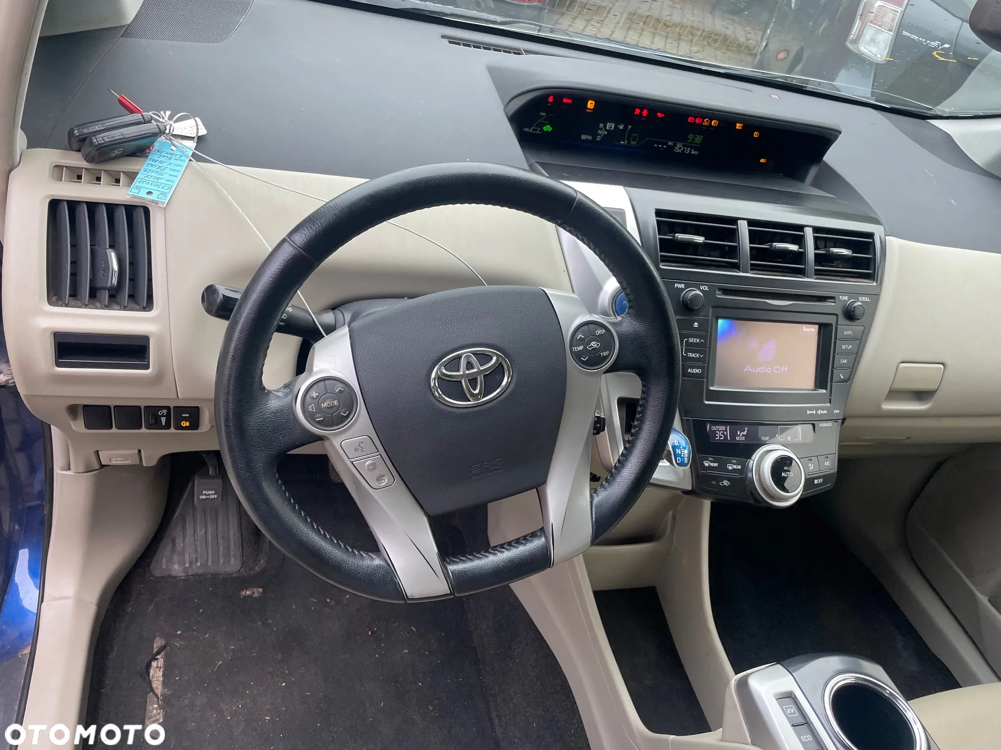 Toyota Prius+ (Hybrid) Executive - 14