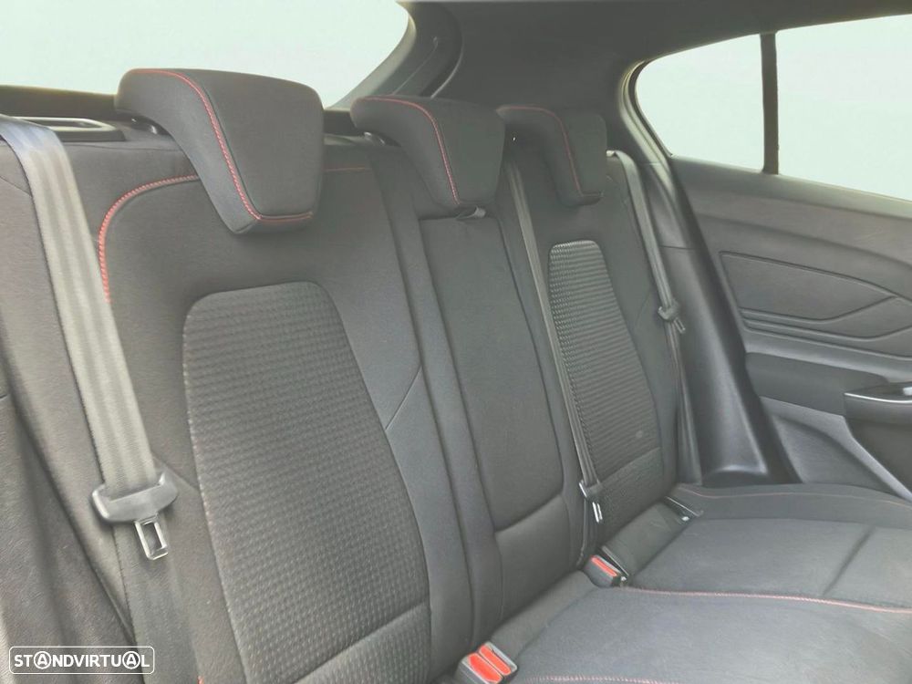Ford Focus 1.0 EcoBoost MHEV ST-Line - 16