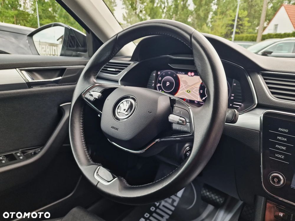 Skoda Superb 2.0 TDI Style DSG7 - 31