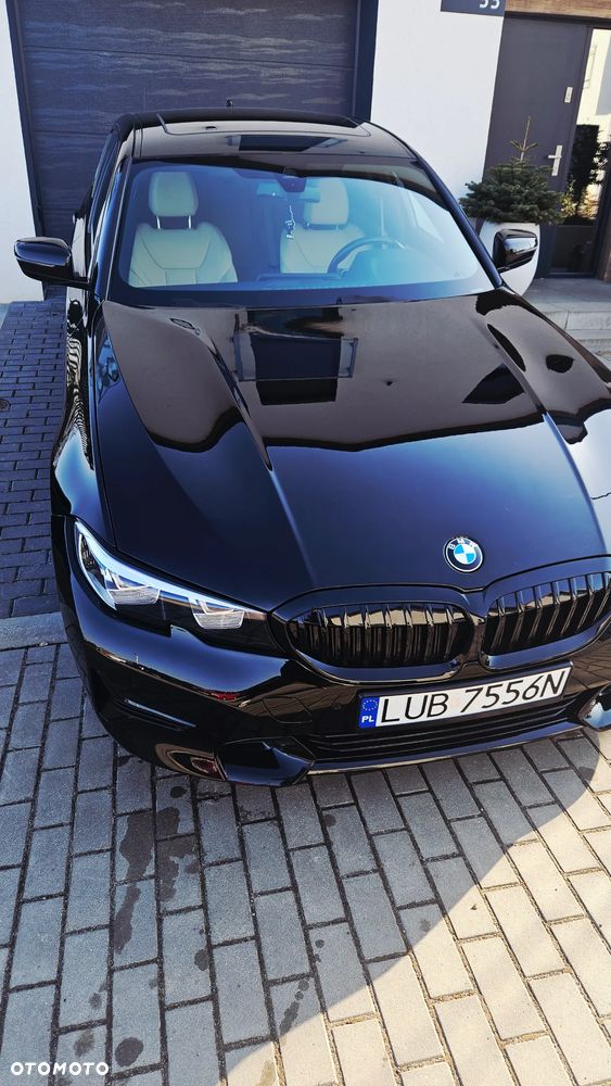 BMW Seria 3 330i Luxury Line sport - 4