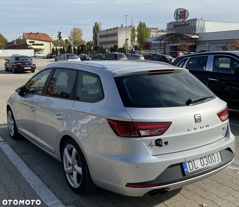 Seat Leon 2014 photo 2