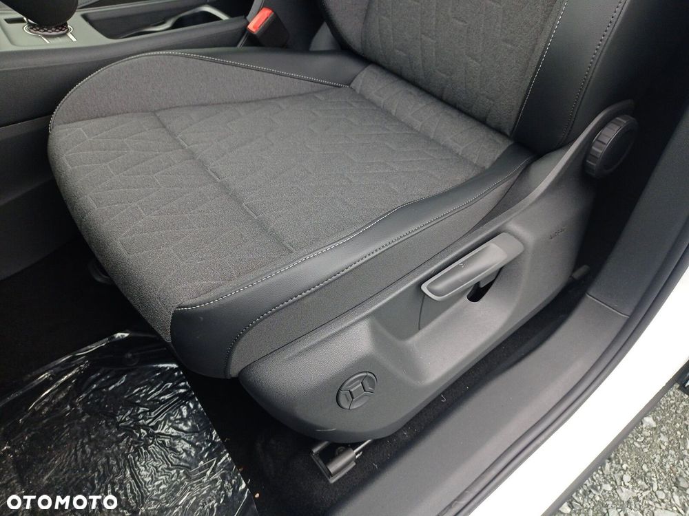 Volkswagen Tiguan - 31