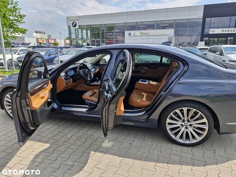 BMW Seria 7 730d xDrive - 12