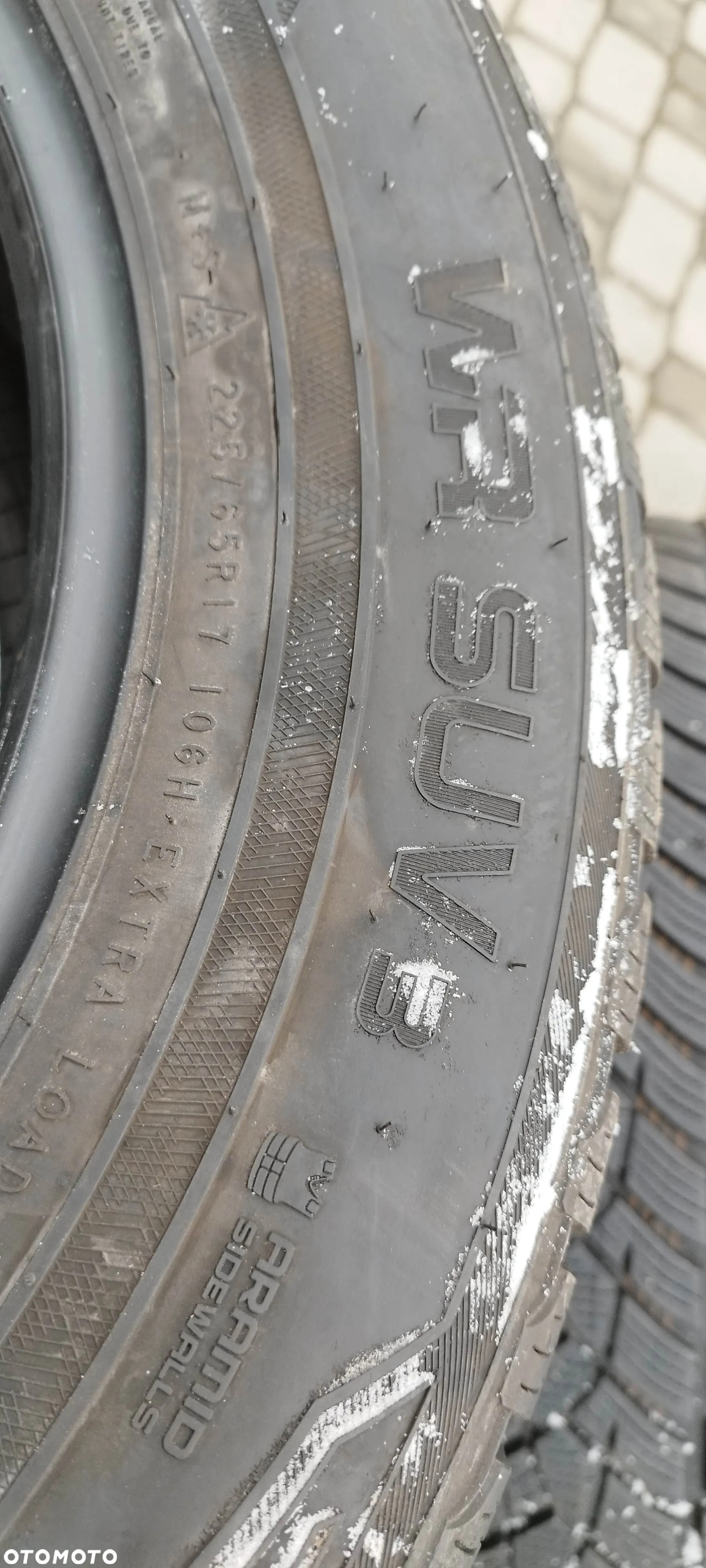 225/65/17 nokian wr suv3 - 3