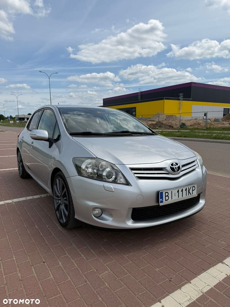 Toyota Auris - 2