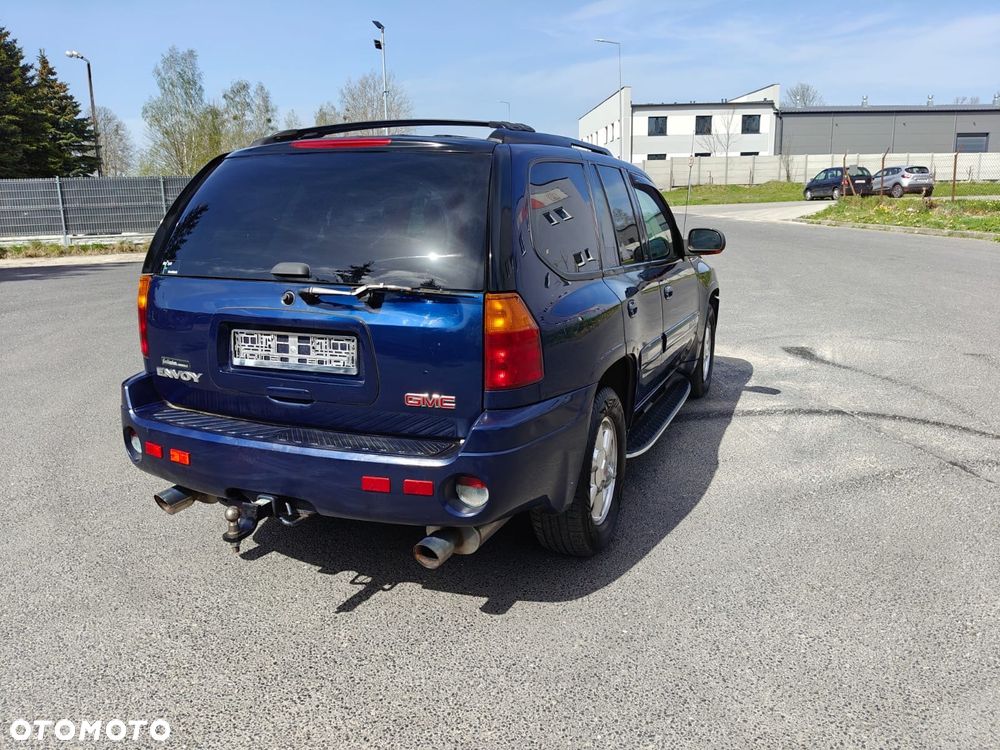 GMC Envoy - 11