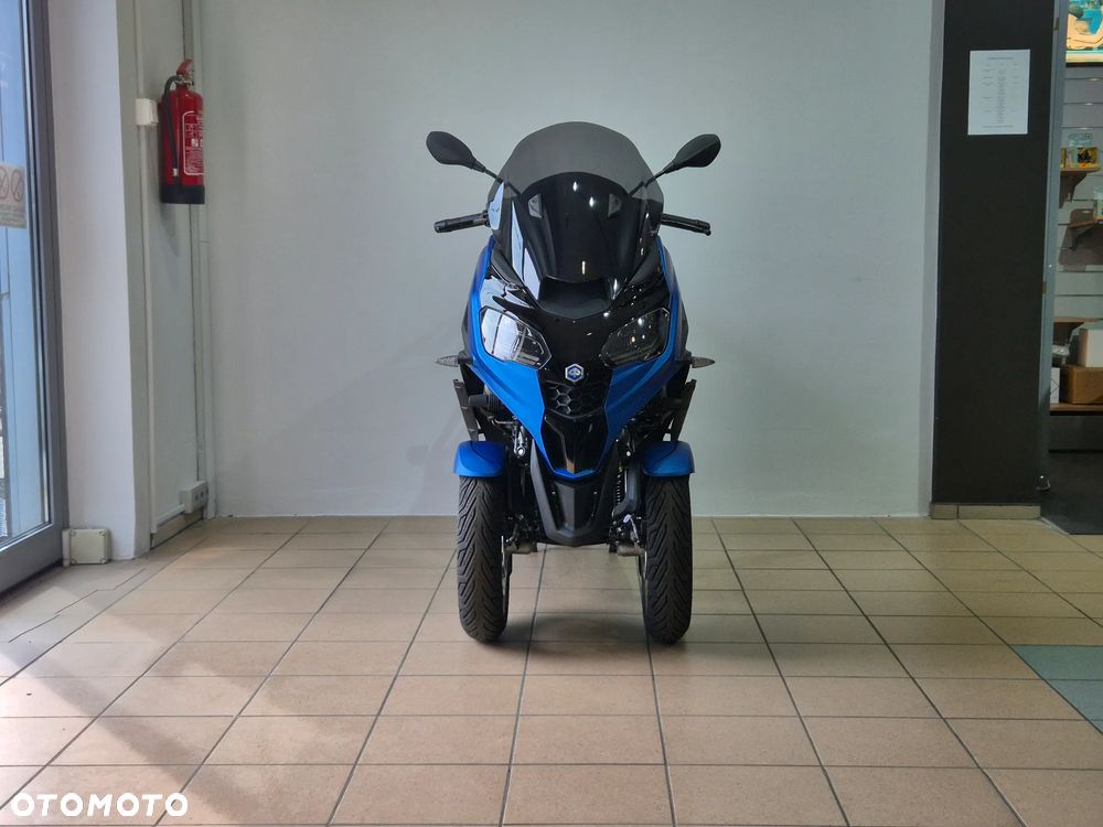 Piaggio MP-3 - 3