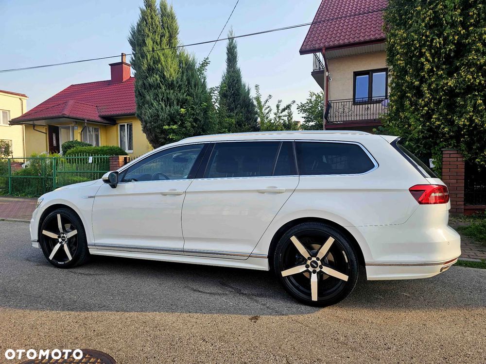 Volkswagen Passat Variant 2.0 TDI SCR 4Motion DSG (BMT) Highline - 12