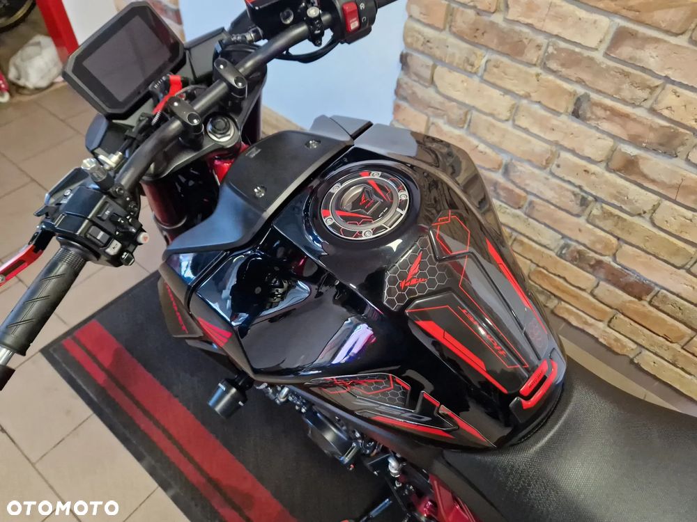 Honda Hornet - 22