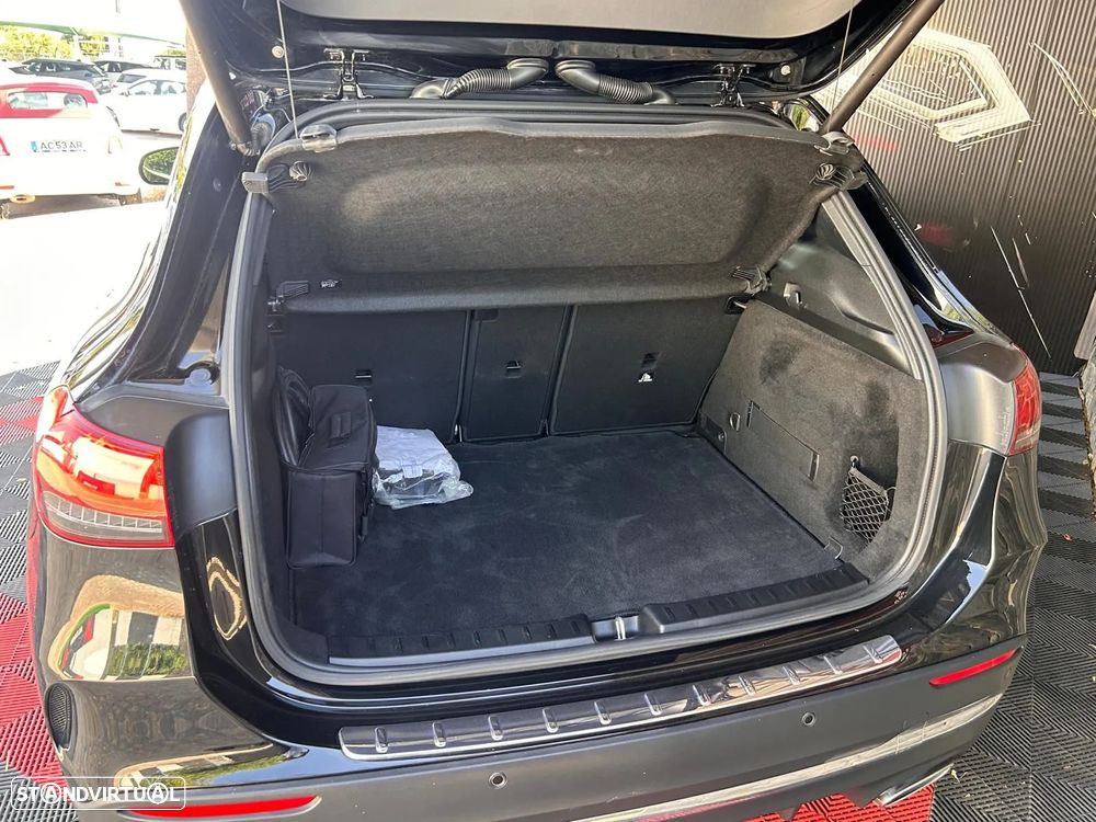Mercedes-Benz GLA 250 e AMG Line - 23
