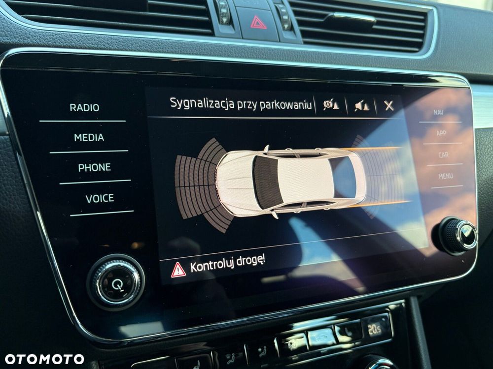 Skoda Superb 2.0 TDI SCR Ambition DSG - 30