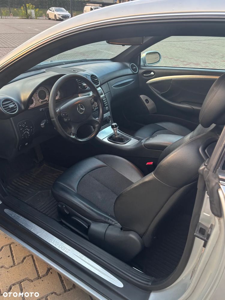 Mercedes-Benz CLK 220 CDI Avantgarde - 5