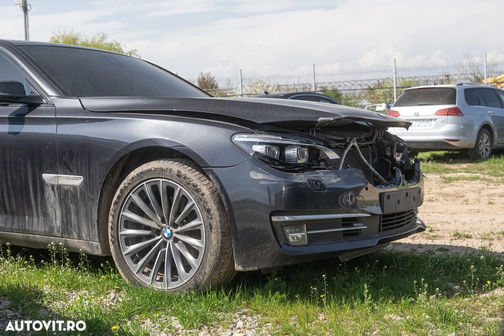 BMW Seria 7 730d xDrive - 30