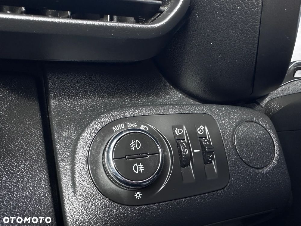 Opel Combo 1.5 CDTI Enjoy S&S - 25