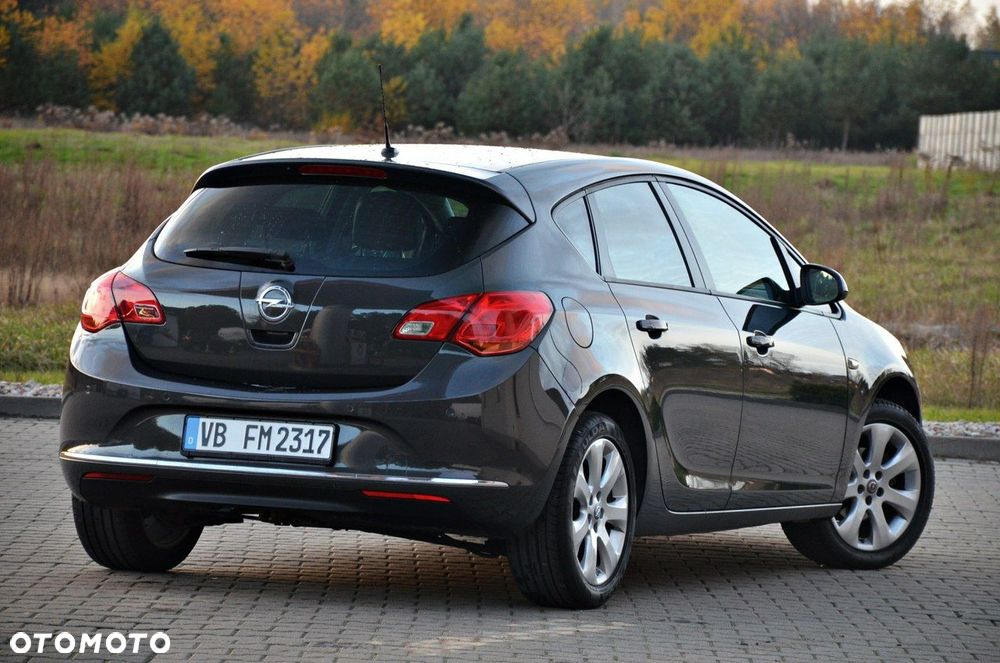 Opel Astra - 11