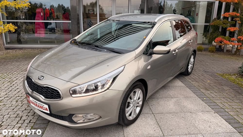 Kia Ceed - 19