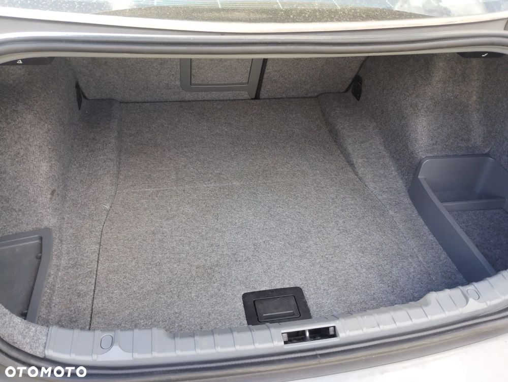 BMW Seria 3 - 13