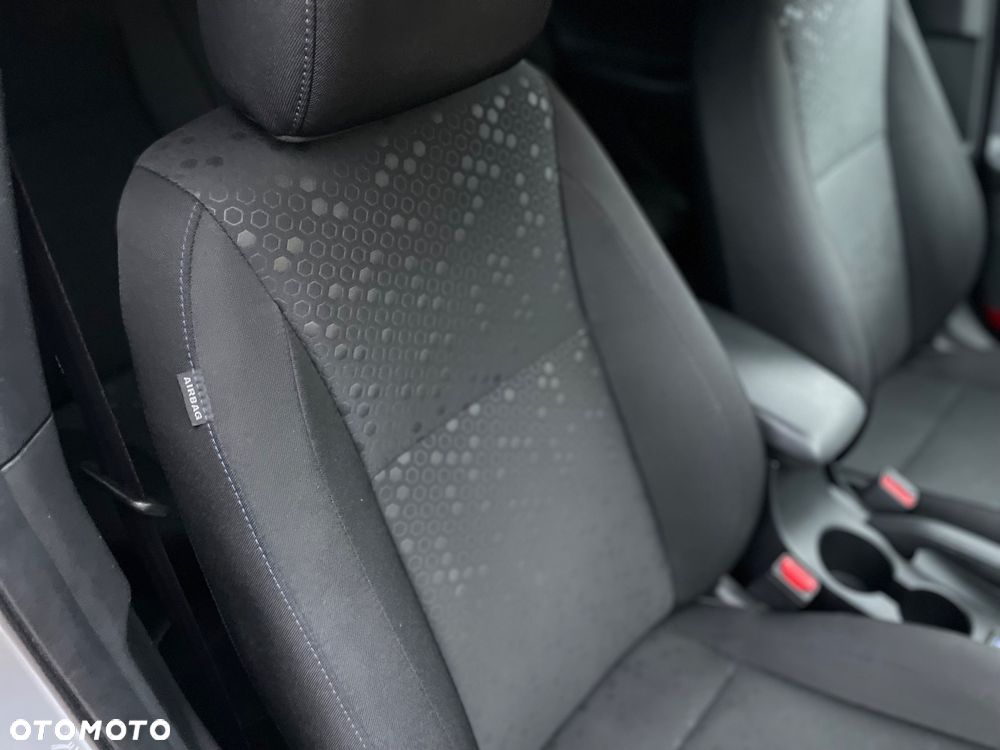 Hyundai i20 - 17