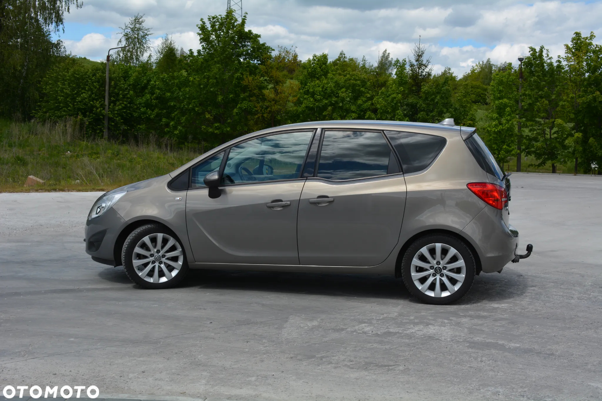 Opel Meriva 1.4 T Essentia S&S - 4