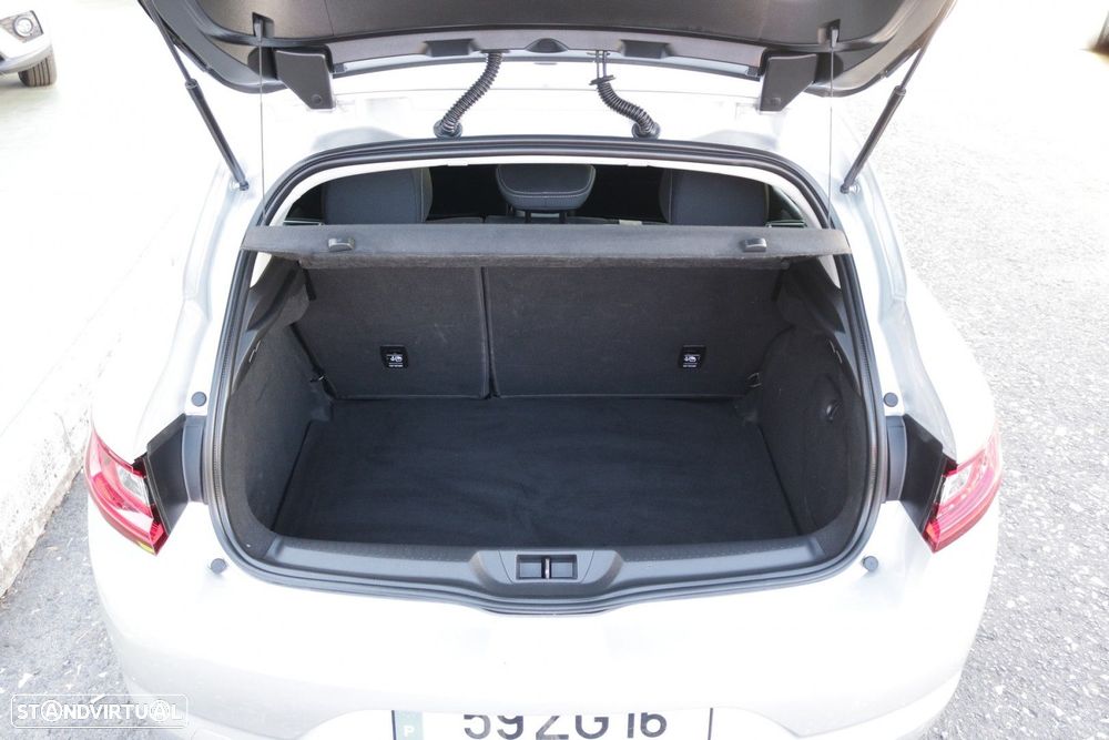 Renault Mégane 1.5 Blue dCi Limited - 13